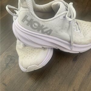 Hoka Clifton 9 Running Sneakers - Size 9